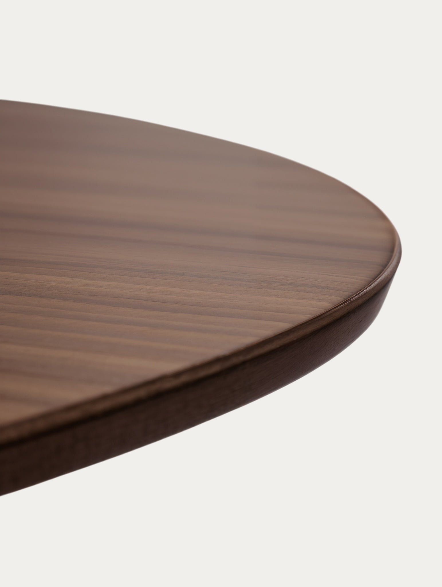 Crest Oval Table
