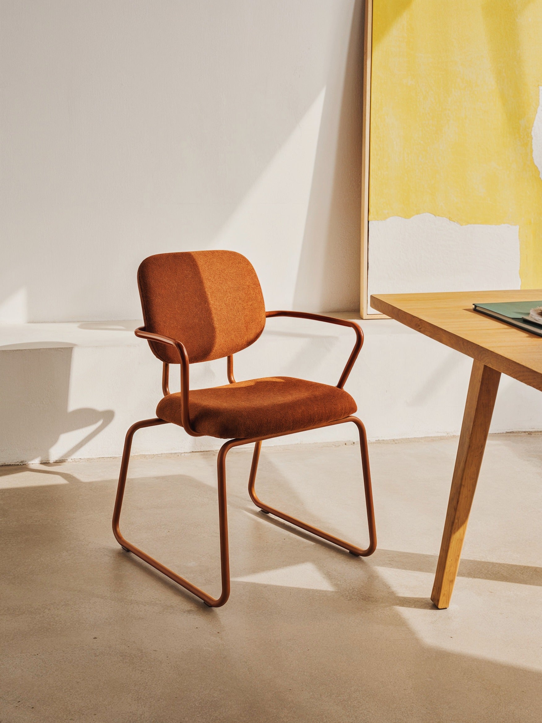 Frame Comfort Chair