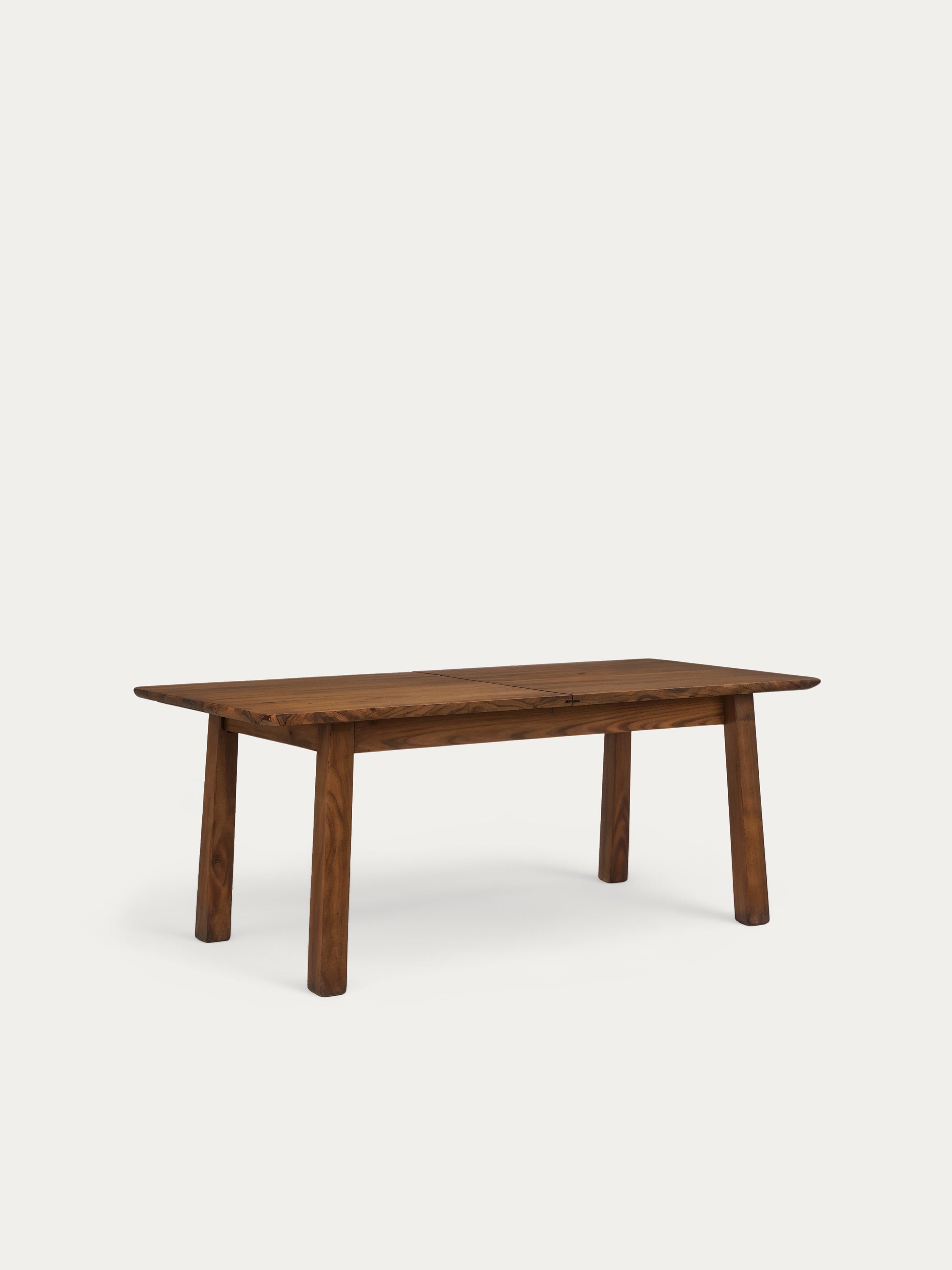 Oakwood Table