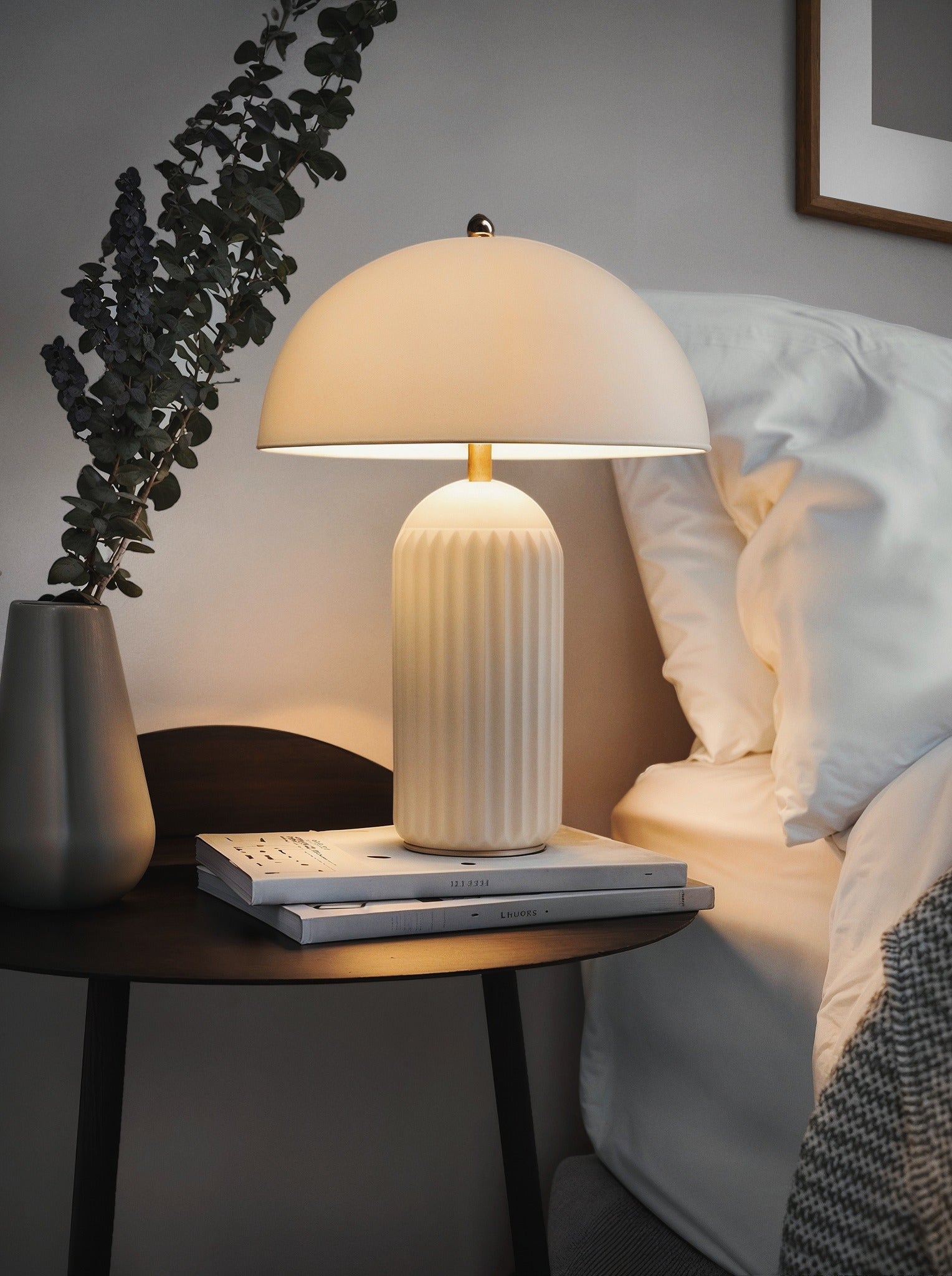 Kuppelförmige Keramiklampe