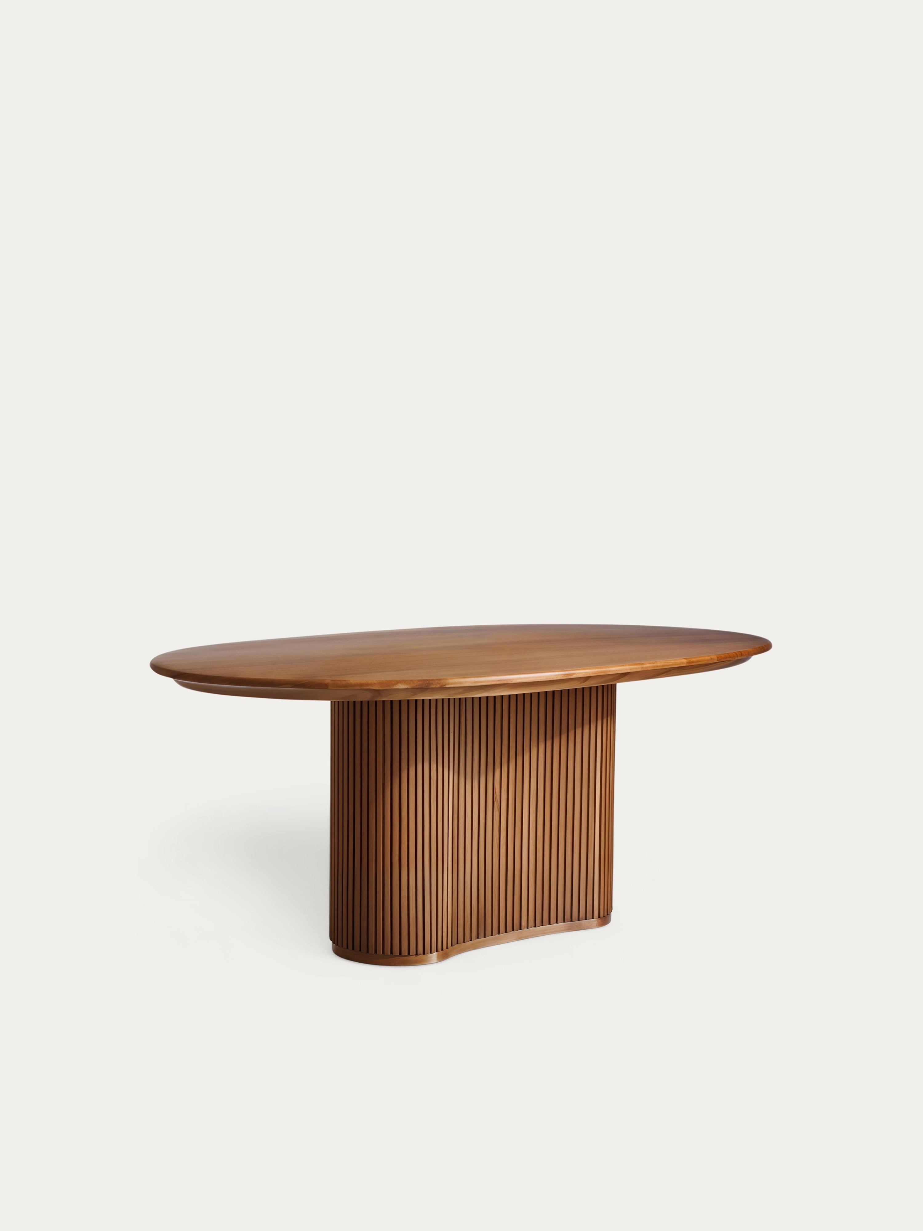Ridge Oval Table