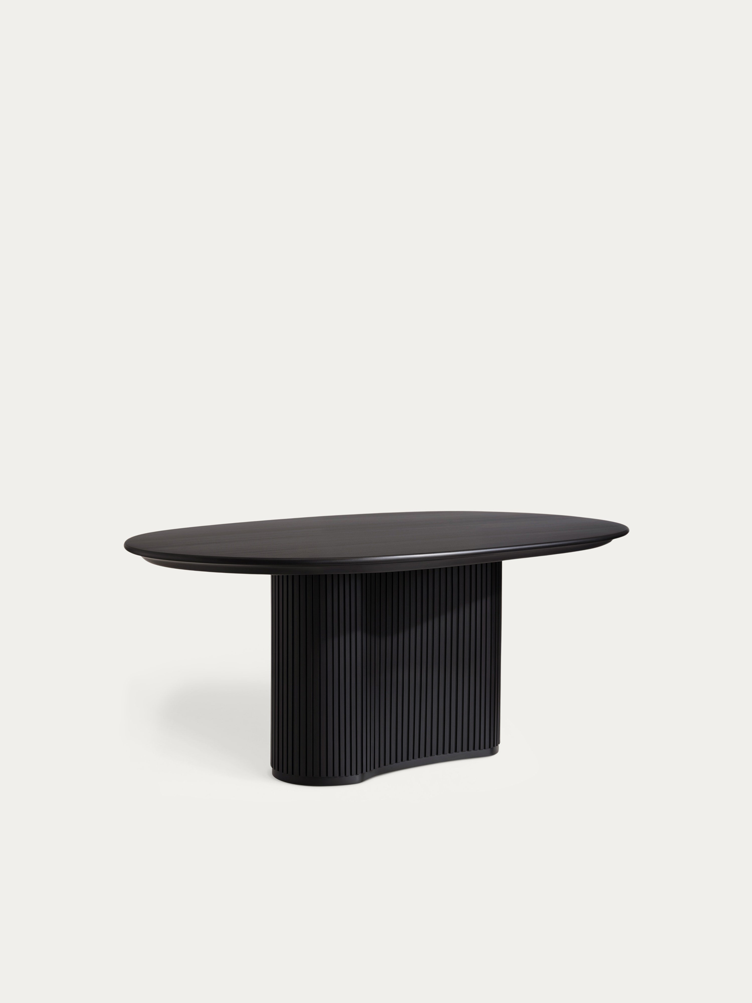 Ridge Oval Table